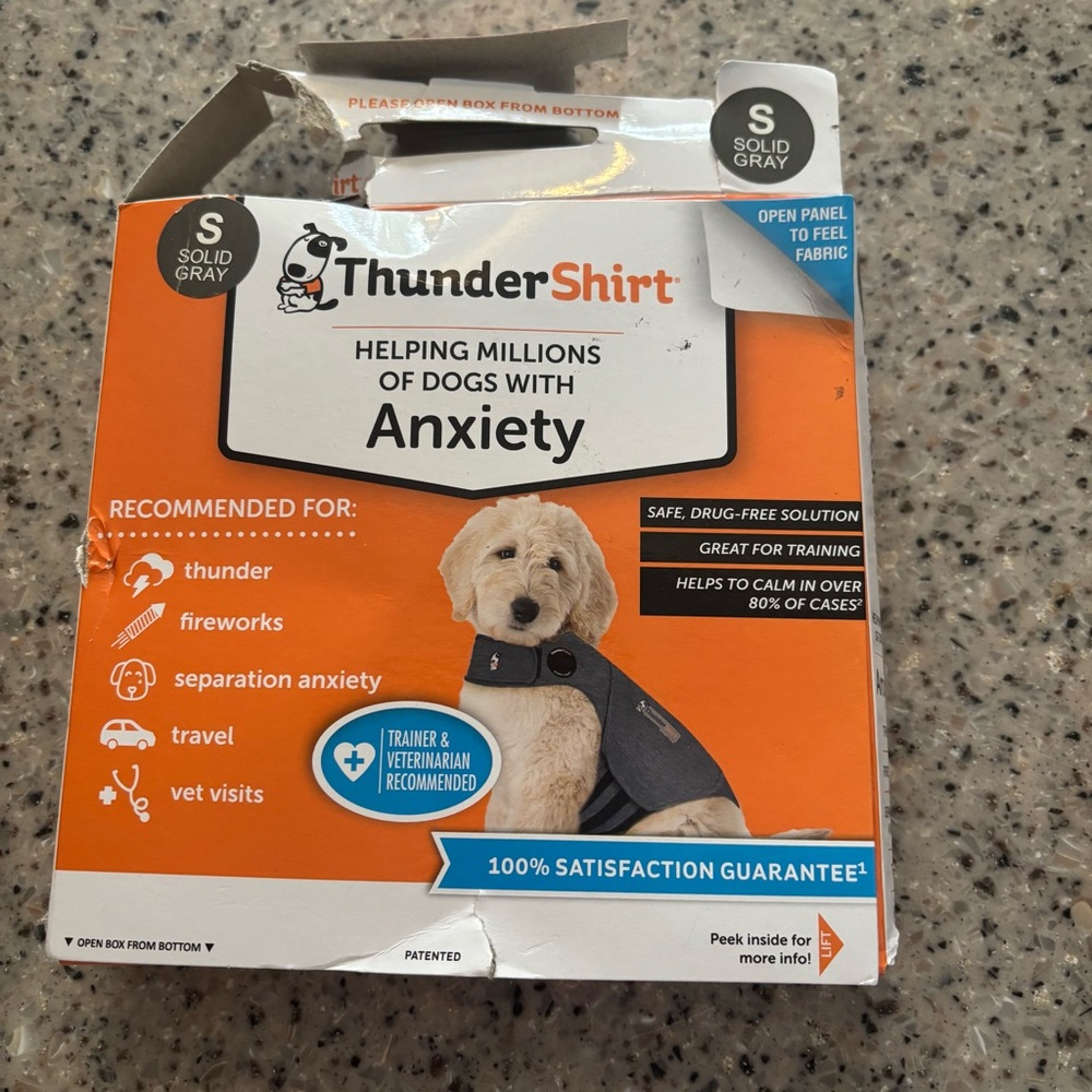 ThunderShirt for Dogs, Classic, Gray, Size Small, NIB
